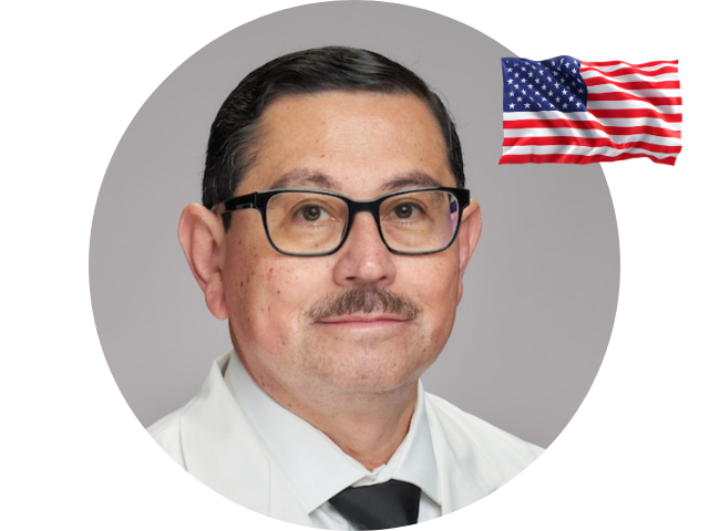 Dr. César Ochoa Martínez